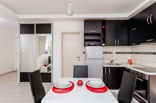 Апартаменты Dream Vacation Apartments Тиват Апартаменты с видом на море-4